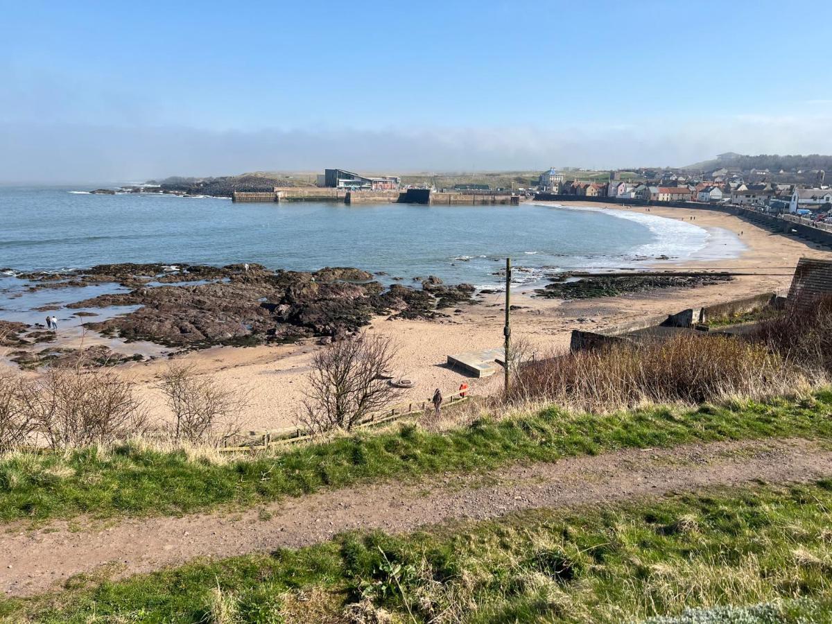 The Westmorland Hotel Eyemouth Exterior photo